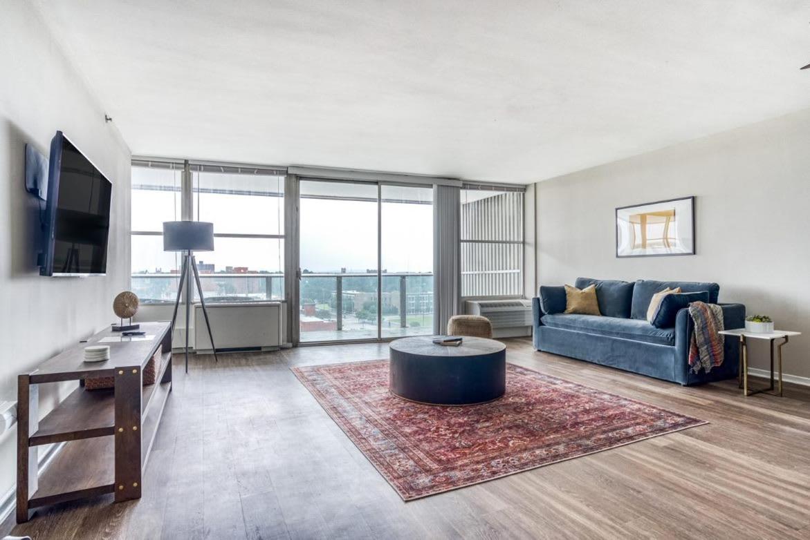 Spacious 2br 2ba Cozysuites With Gym! 30 Apartment *